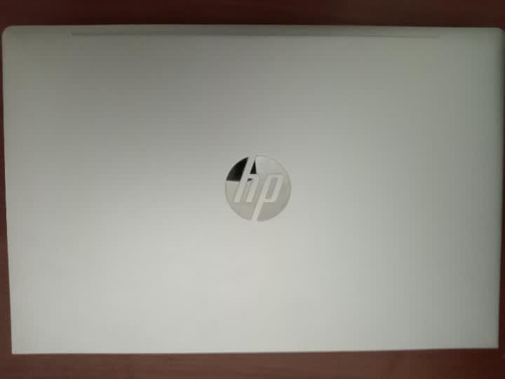 ноутбок сатылады