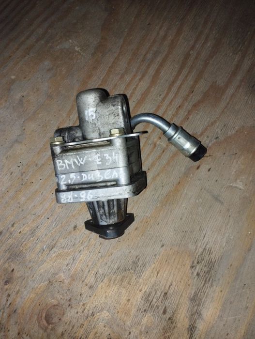 BMW e34. 88-96 ГУР насос оригинал