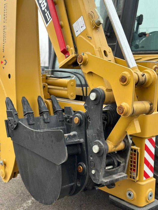 Экскаватор-погрузчик SHANMON 388-II