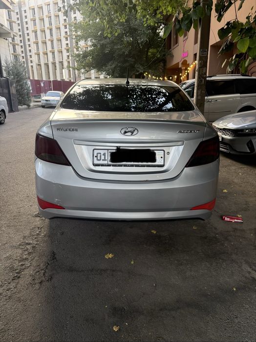 Hyundai accent avtomat 2011