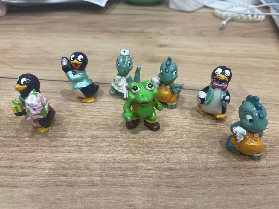 Игрушки из киндеров