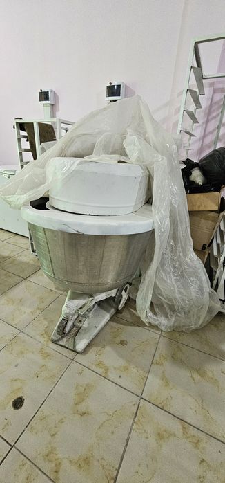 Продается тестомешалка (тестомес).Модель: Л4-ХТВ (120л) сотилади холат