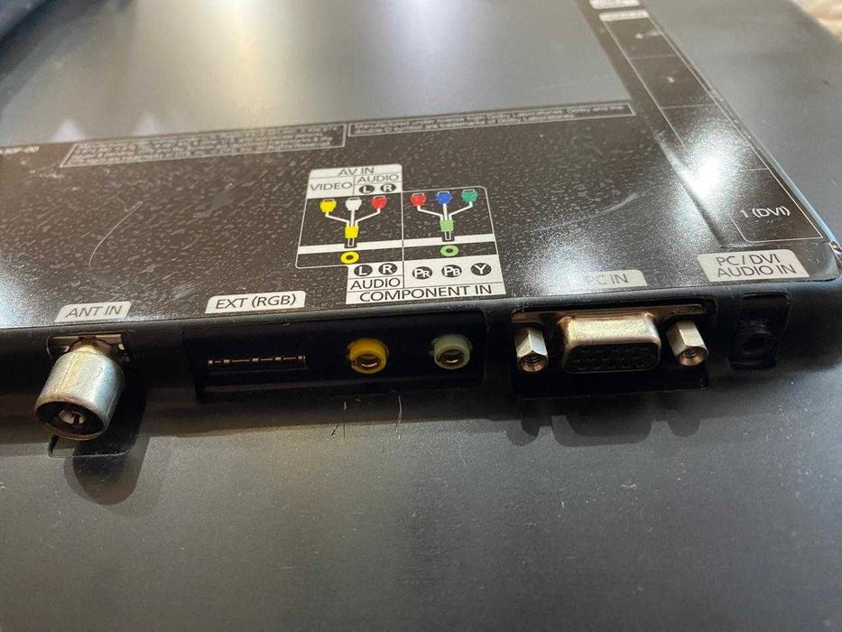 Телевизор Samsung 32' ue32c400pw с кронштейном