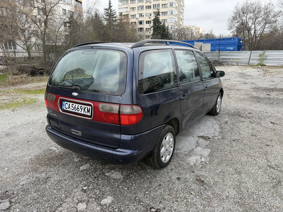 Ford Galaxy 2.0i