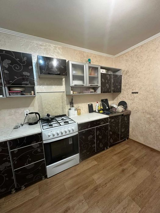 продам 2 комн квартиру