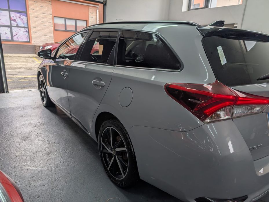 TOYOTA Auris 2018 — imagine 3
