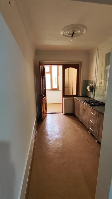 Продается 3-х комнатная квартира на 2 этаже