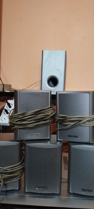Boxe 5.1  cu radio  dvd  impecabil