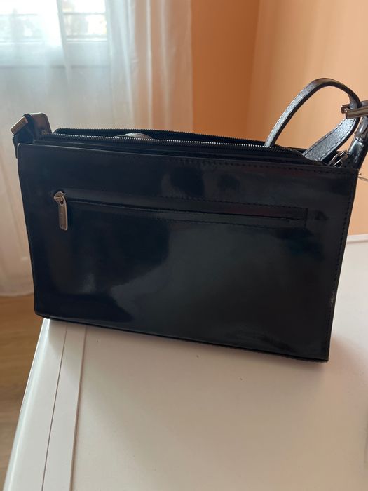 Дамска винтидж чанта от естесвена  кожа Марка ADAX от 1980г