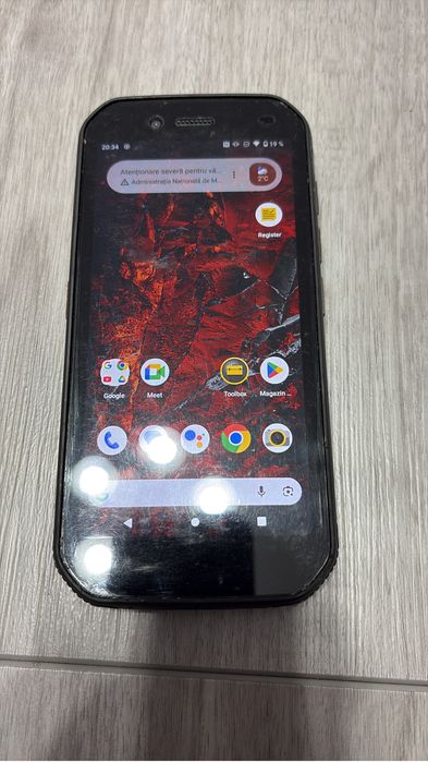 Telefon saniter CAT S42