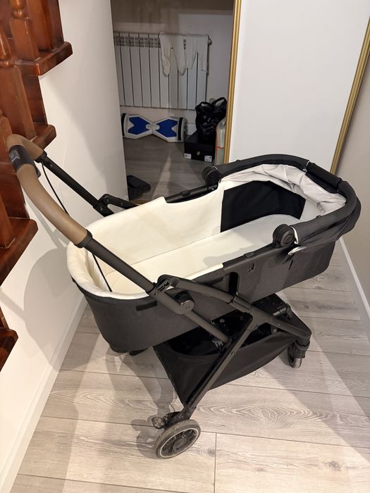 Коляска joie новая в коробке