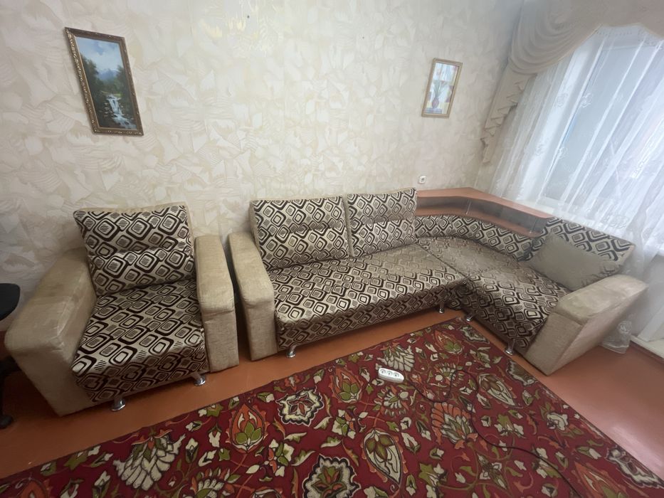 Диван, кровать 2-х местный