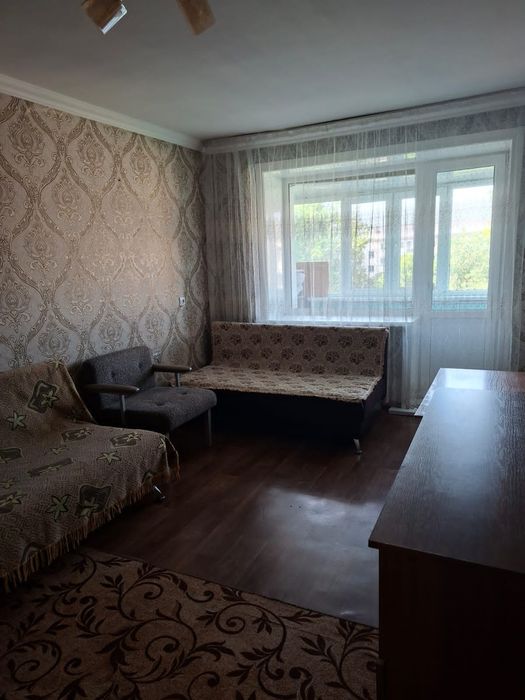 Продам 1 комнатную квартиру в центре города