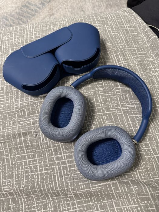 AirPods Max продается