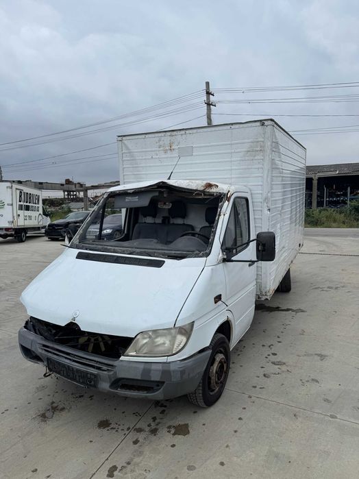 Dezmembrez Mercedes Sprinter 416 2.7 CDI Automat Cub Piele