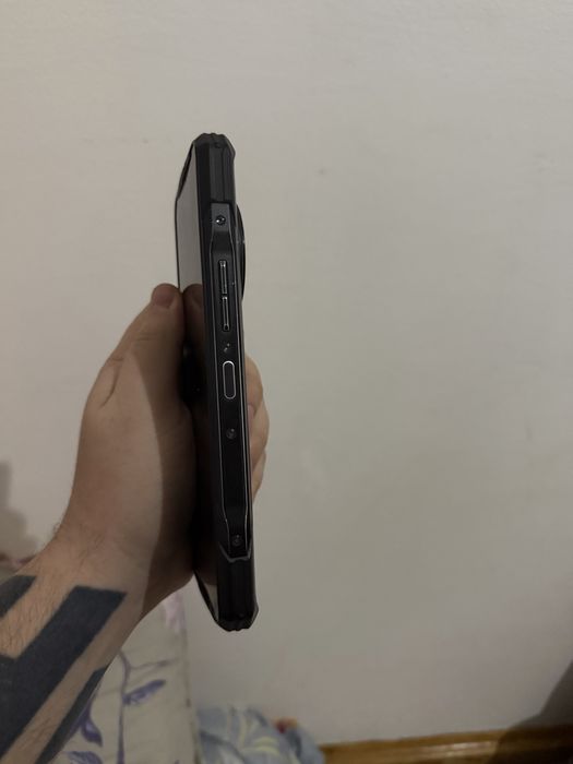 Продам Doogee v40