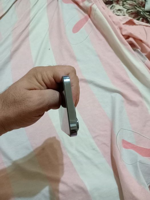 Iphone 13 pro blue