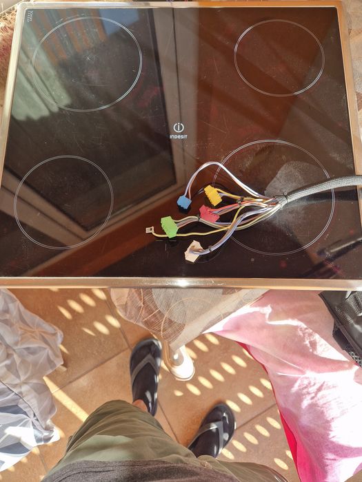 Plită electrică cu inducție.!