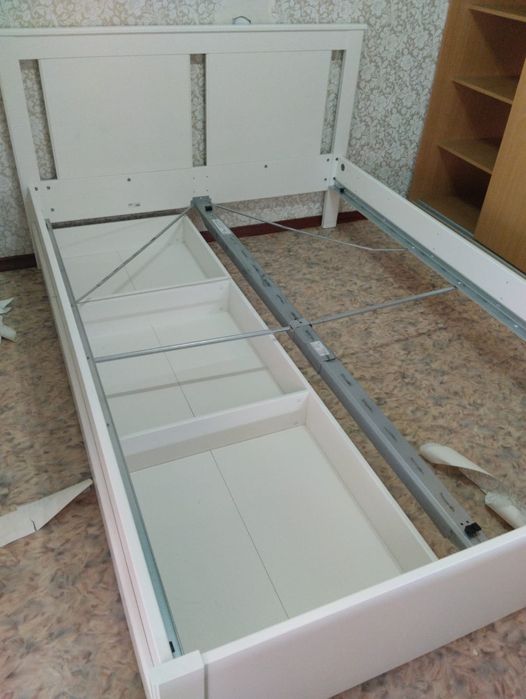 Продаётся кровать