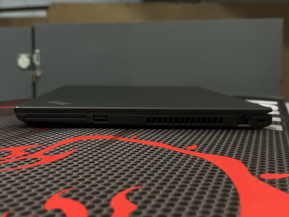 Мощный офисный ноутбук Lenovo Thinkpad Intel core vPro i7-10610U