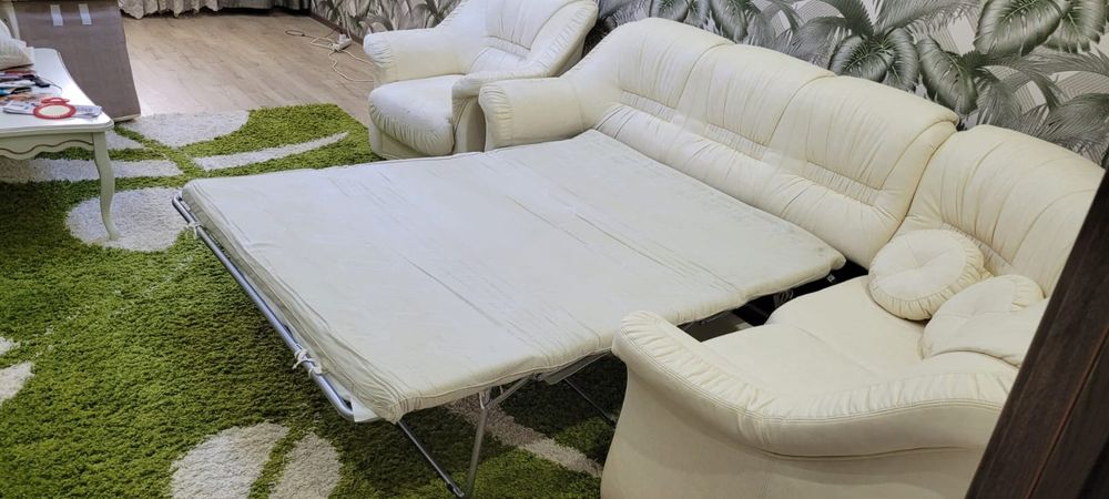 Продаю мягкий уголок