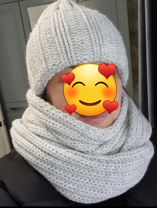 Зимние шапка и снуд