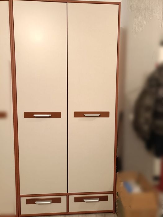 шкаф Россия,диваны,кухонный гарнитур,стол,стиралка