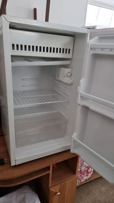 Продам мини холодильник