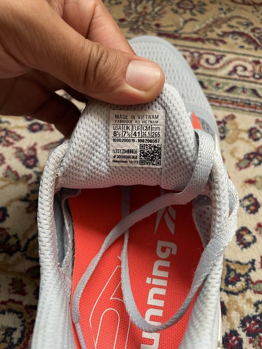 Reebok floatzig 1