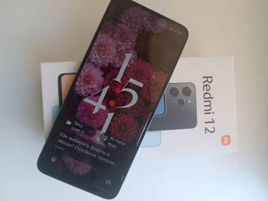 Продам смартфон редми 12