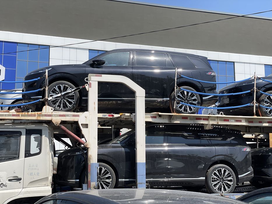 Dongfeng 008 restyling