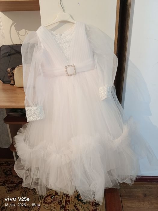 Детское платье, нарядное