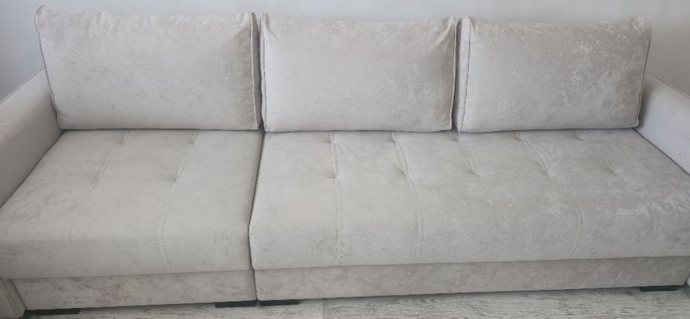 Продам диван отличного качества