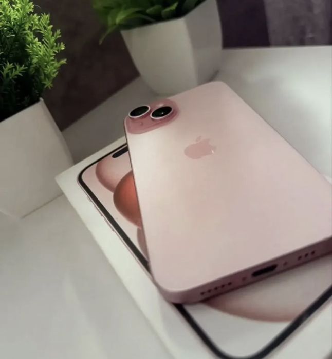 Айфон 15 Plus на 128