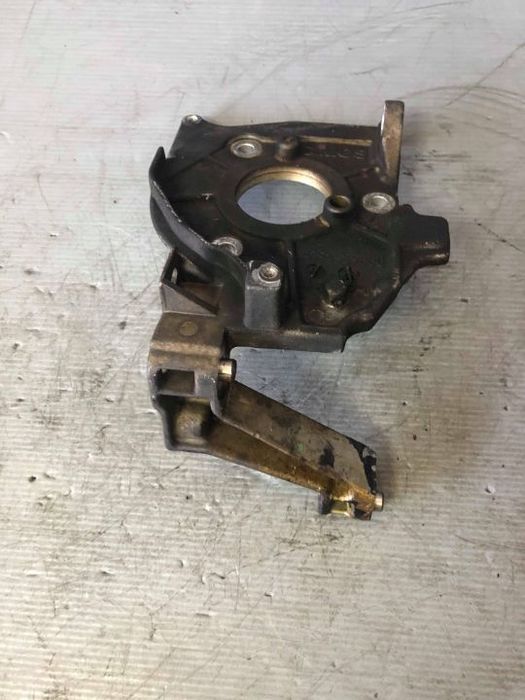 Suport pompa inalta 1.6 tdci g8db ford focus 2 c-max