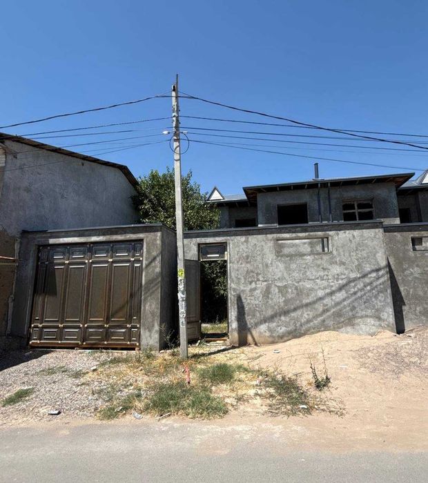 qoyliq massiv 1  uchastka 2.4 sotih karoka