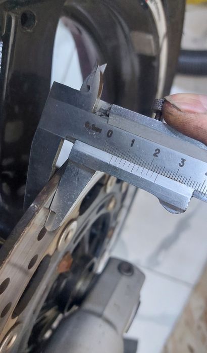 Тормозные диски на Yamaha yzf R6 2002