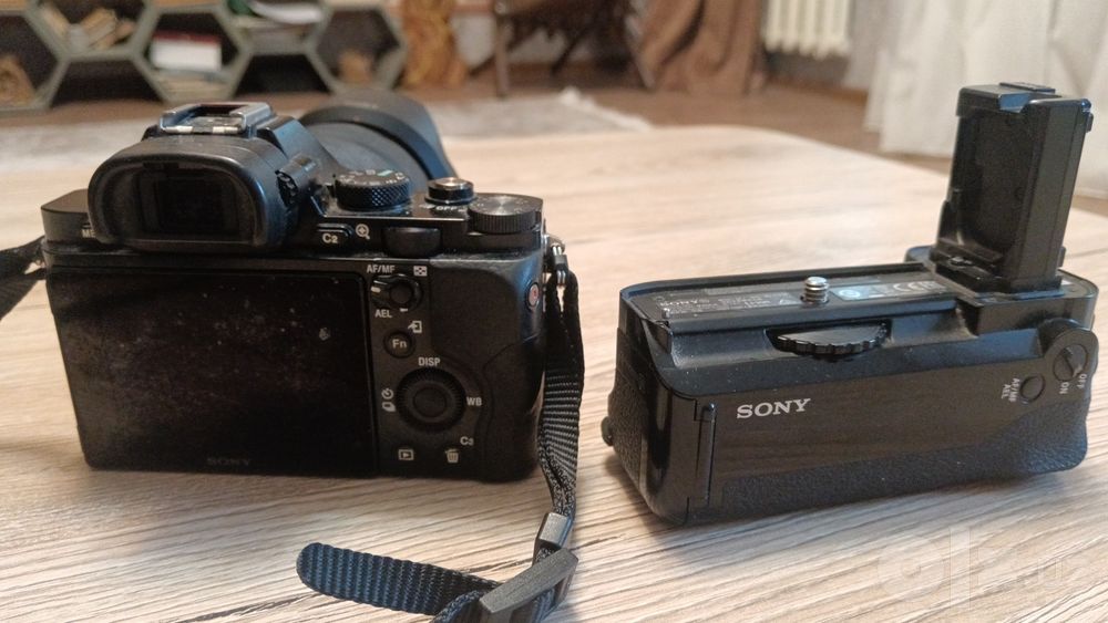 Sony Alfa 7 s  padrobna po tel