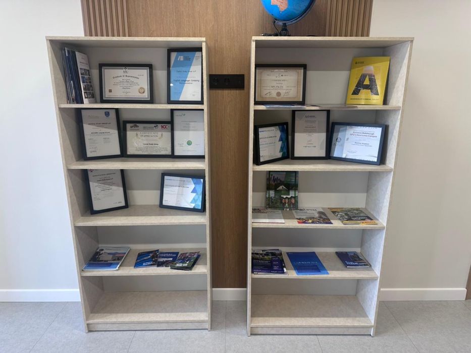 Продам офисную мебель