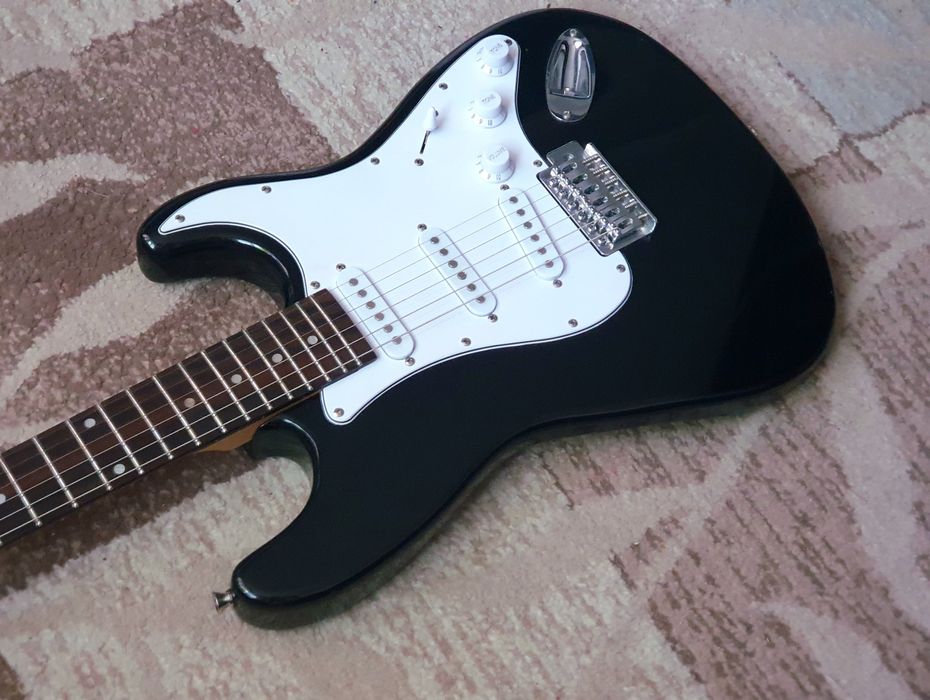 Электрогитара Sonor Stratocaster