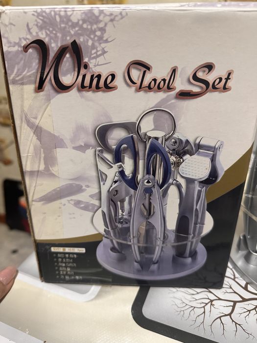 Кухонный набор который приголится в хозяйстве