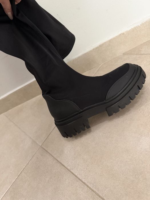 Дамски ботуши от плат Reserved 37 номер