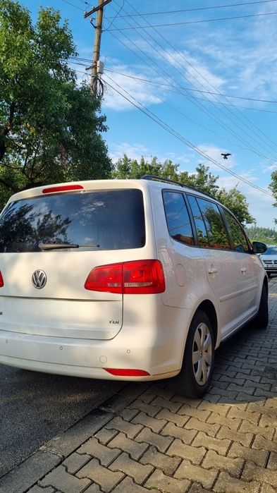 Vând Vw touran  1,6 tdi
