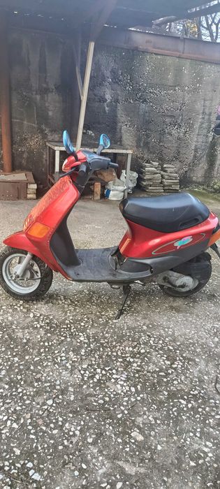 Скутер Пиаджо с документи