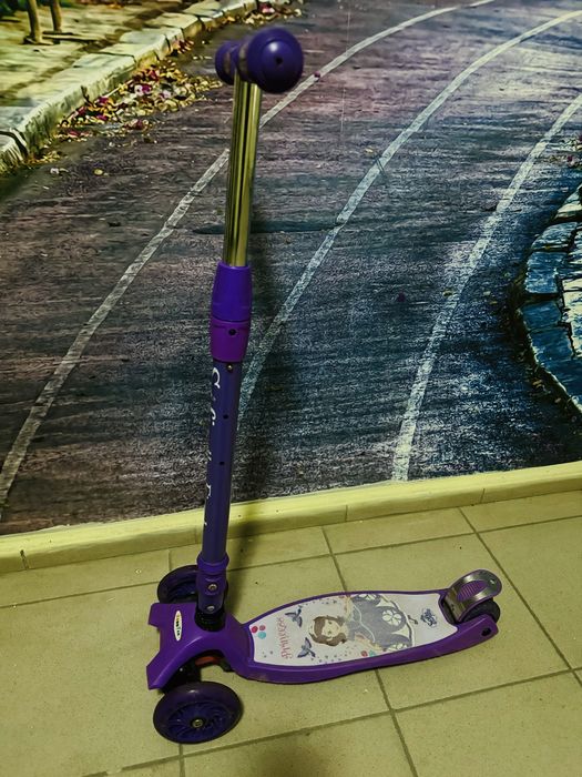 Срочно! Самокат для девочек