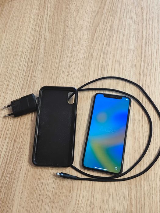 Apple iPhone X 256GB БАТЕРИЯ 79%