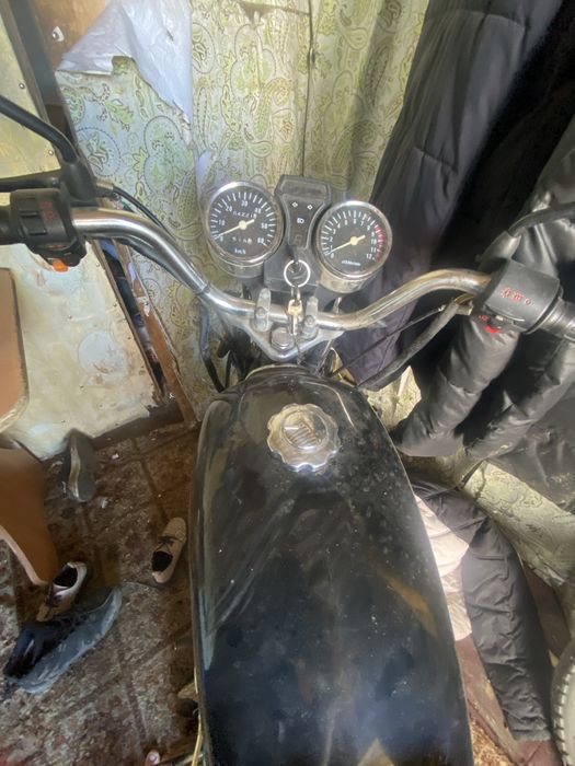 Продам мотоцик яки 125