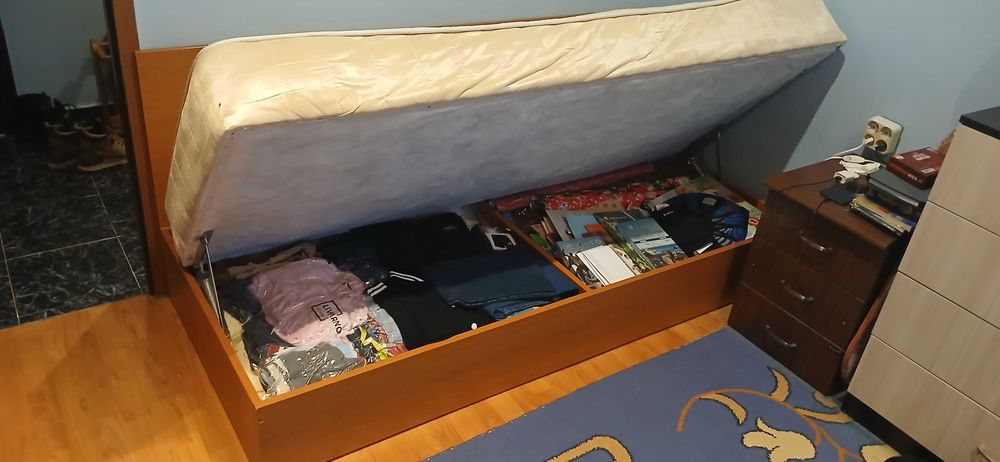 Гардероб / ъглови легла / ракла / обзавеждане за детска стая