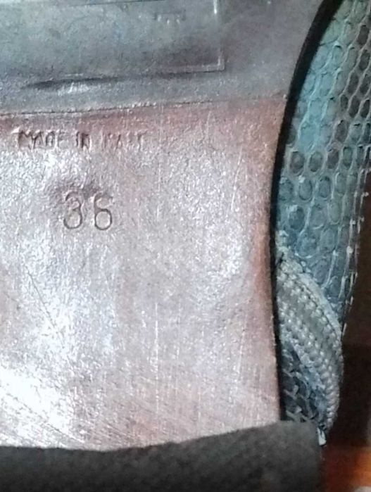 Cizme damă Hudson piele șarpe  mărimea 36 – stare buna