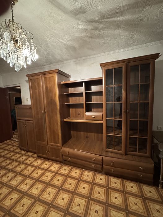 Шкаф для гостиной